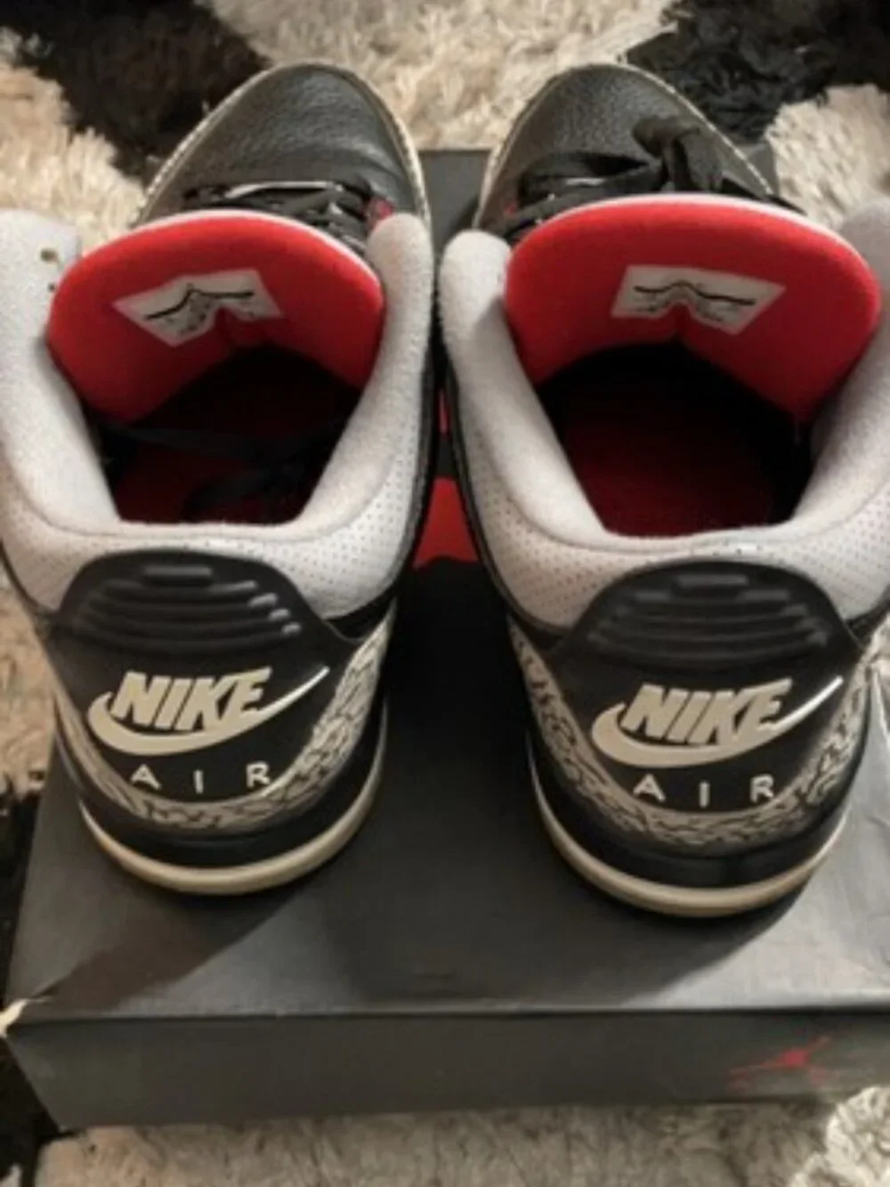 Air Jordan 3 Retro OG Black Cement 2018 Size 10